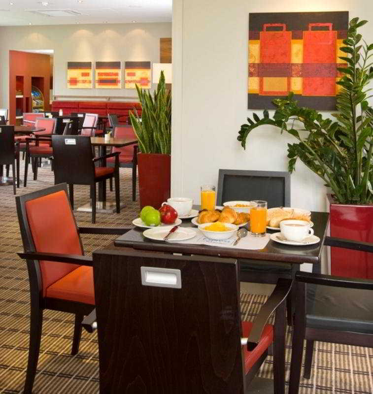 Holiday Inn Express London - Dartford By Ihg Restaurant billede