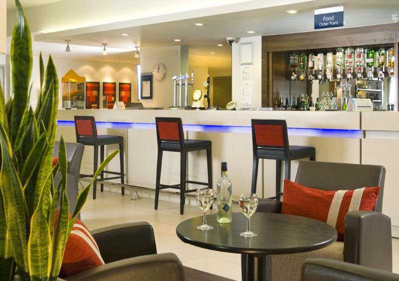 Holiday Inn Express London - Dartford By Ihg Restaurant billede
